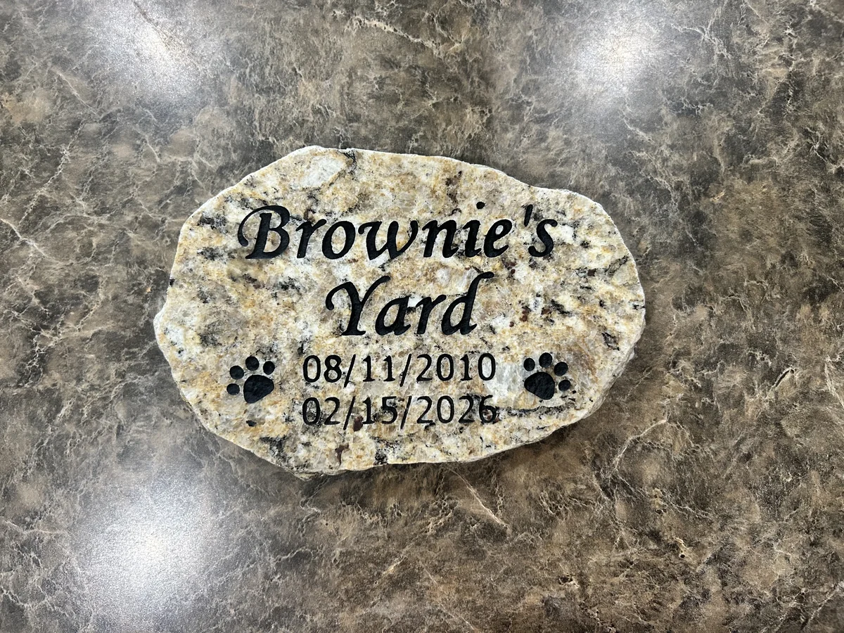 Memorial stone for Brownie, beloved Mixed Breed dog 2