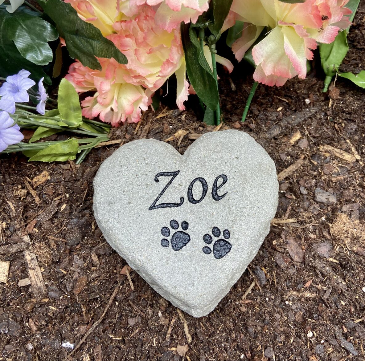 Pet Memorial Heart Rock - Melton Memorials